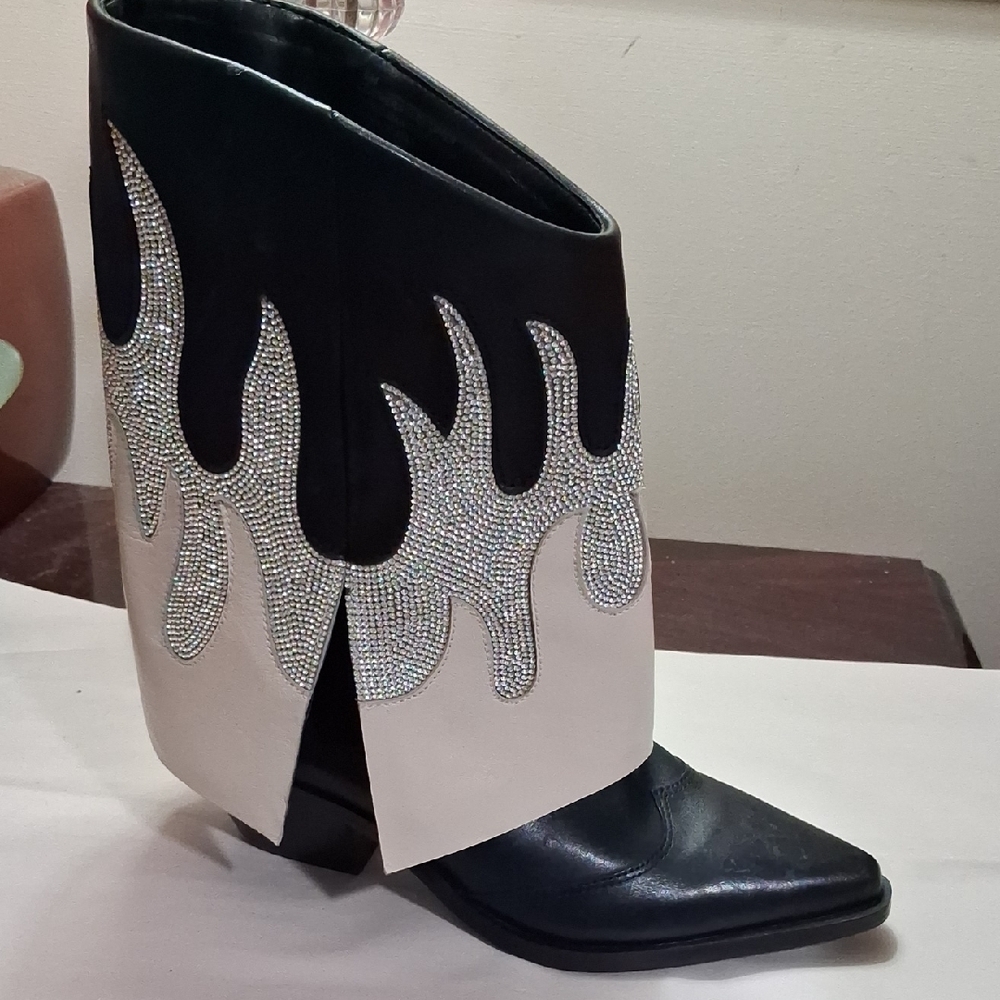 Gianni Bini Black and White Flame Heeled Boots